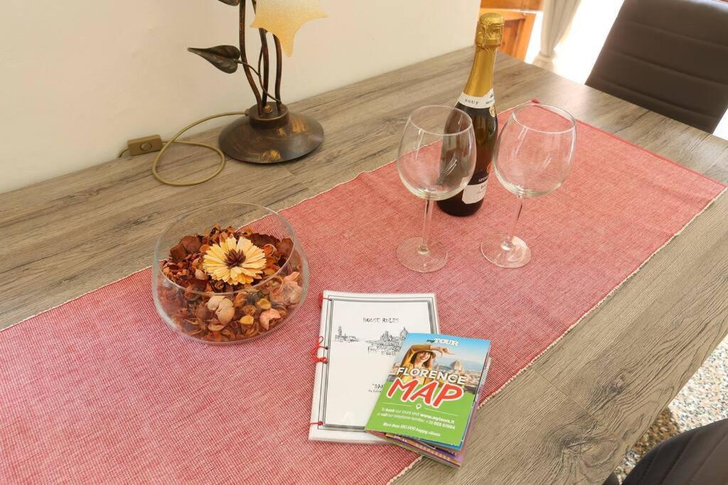 In The Heart Of Florence, Dante, With Private Terrace Apartamento *