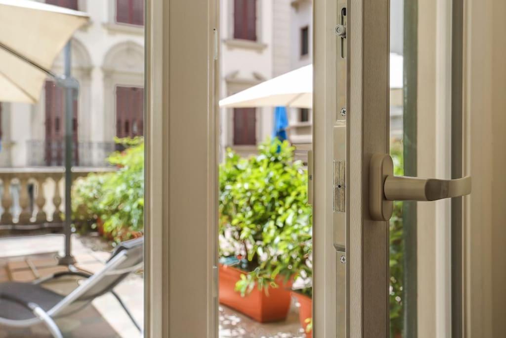 In The Heart Of Florence, Dante, With Private Terrace Apartamento Florencia